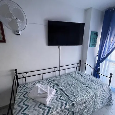 Minerva Holidays Estudio En Apartment *